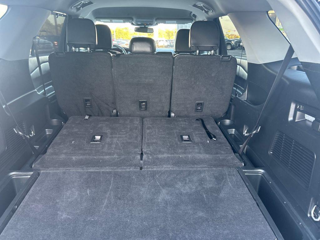 used 2024 Ford Explorer car, priced at $31,467