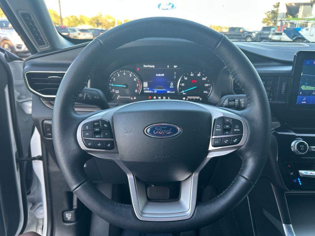 used 2024 Ford Explorer car, priced at $31,467