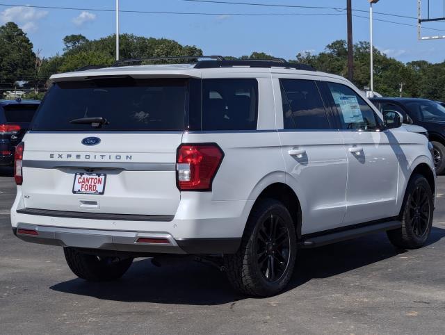 new 2024 Ford Expedition car, priced at $60,042