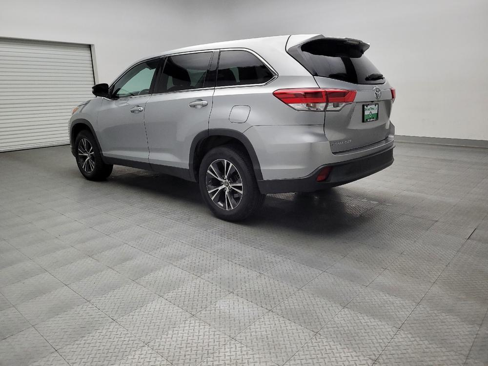 used 2019 Toyota Highlander car, priced at $25,495