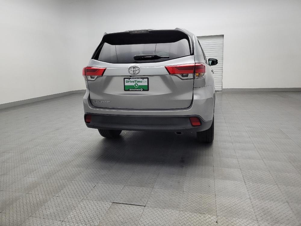 used 2019 Toyota Highlander car, priced at $25,495
