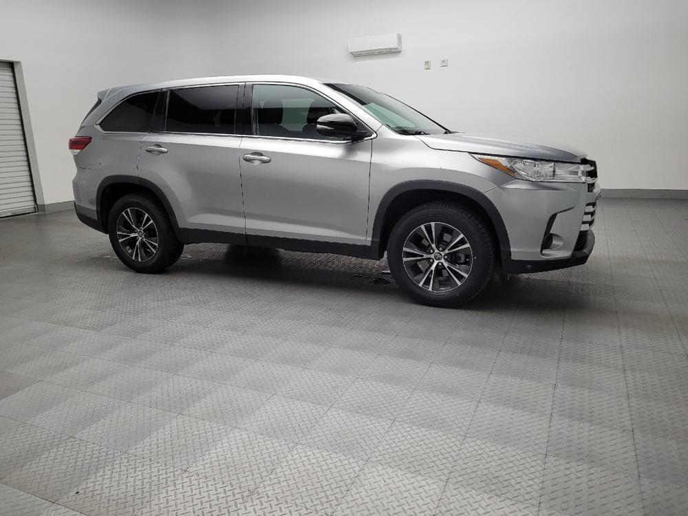 used 2019 Toyota Highlander car, priced at $25,495