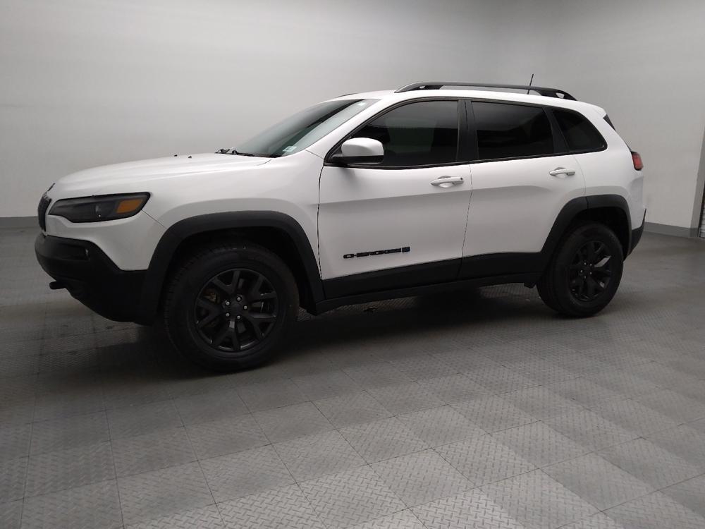 used 2020 Jeep Cherokee car, priced at $20,895
