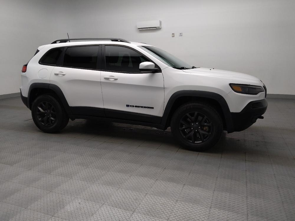 used 2020 Jeep Cherokee car, priced at $20,895