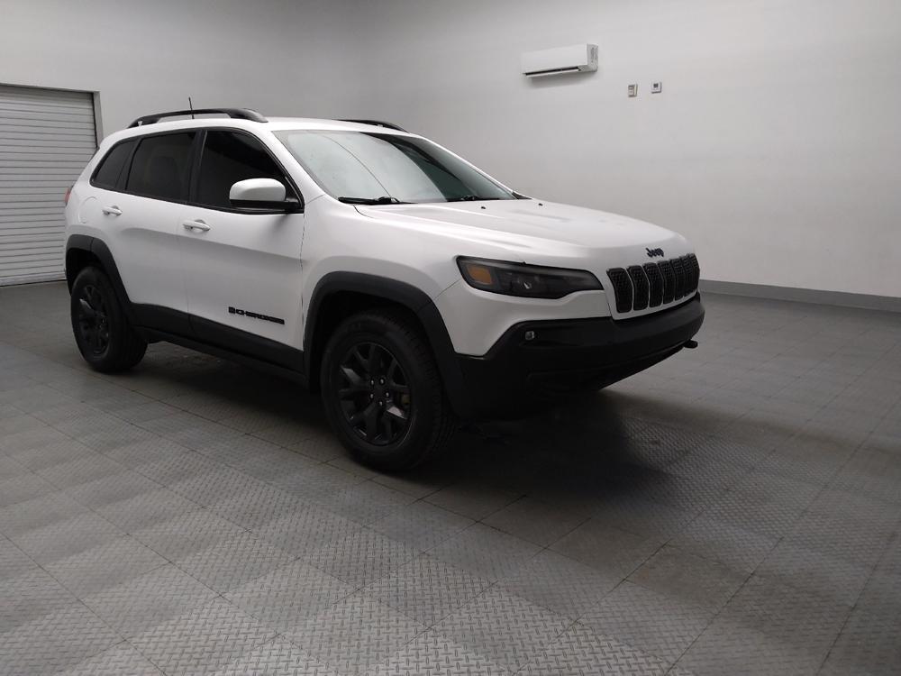 used 2020 Jeep Cherokee car, priced at $20,895