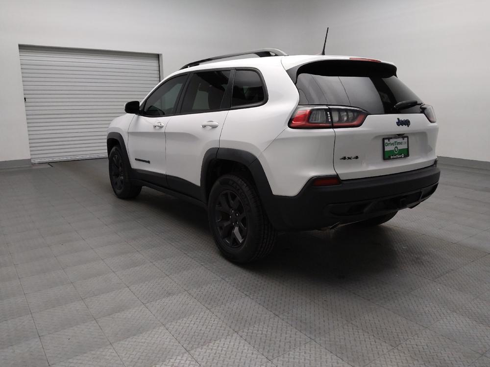 used 2020 Jeep Cherokee car, priced at $20,895
