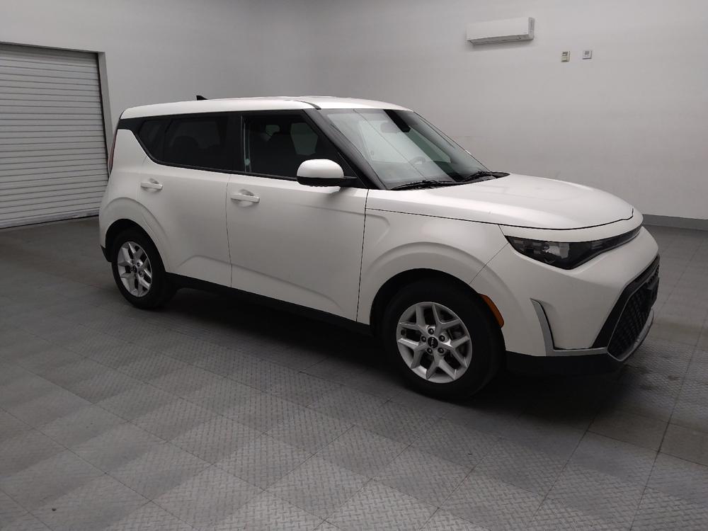 used 2024 Kia Soul car, priced at $21,895