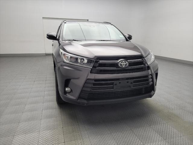 used 2017 Toyota Highlander car, priced at $23,995