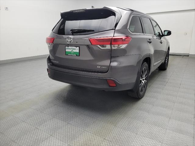 used 2017 Toyota Highlander car, priced at $23,995