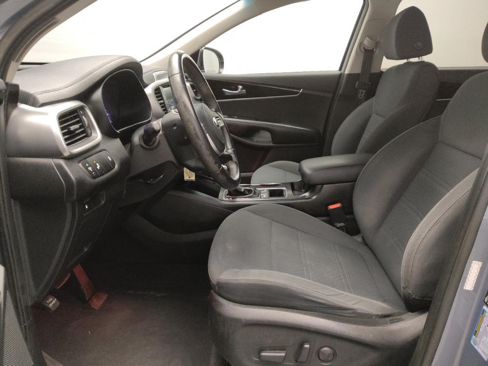 used 2020 Kia Sorento car, priced at $21,095