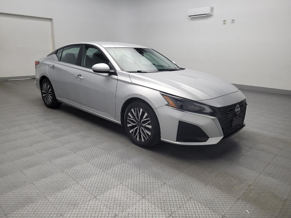 used 2023 Nissan Altima car, priced at $21,095