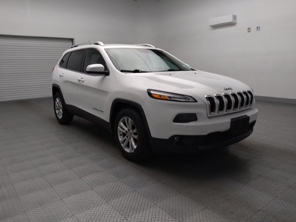 used 2015 Jeep Cherokee car, priced at $12,595
