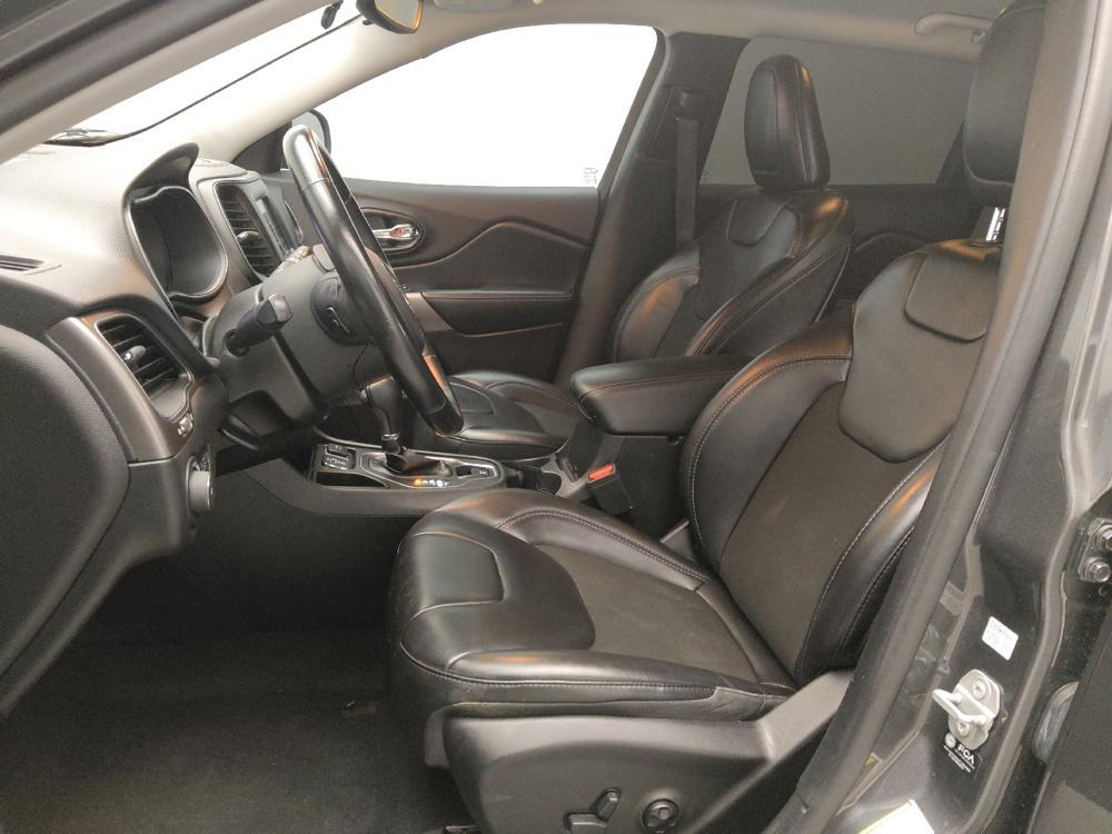 used 2021 Jeep Cherokee car, priced at $21,295