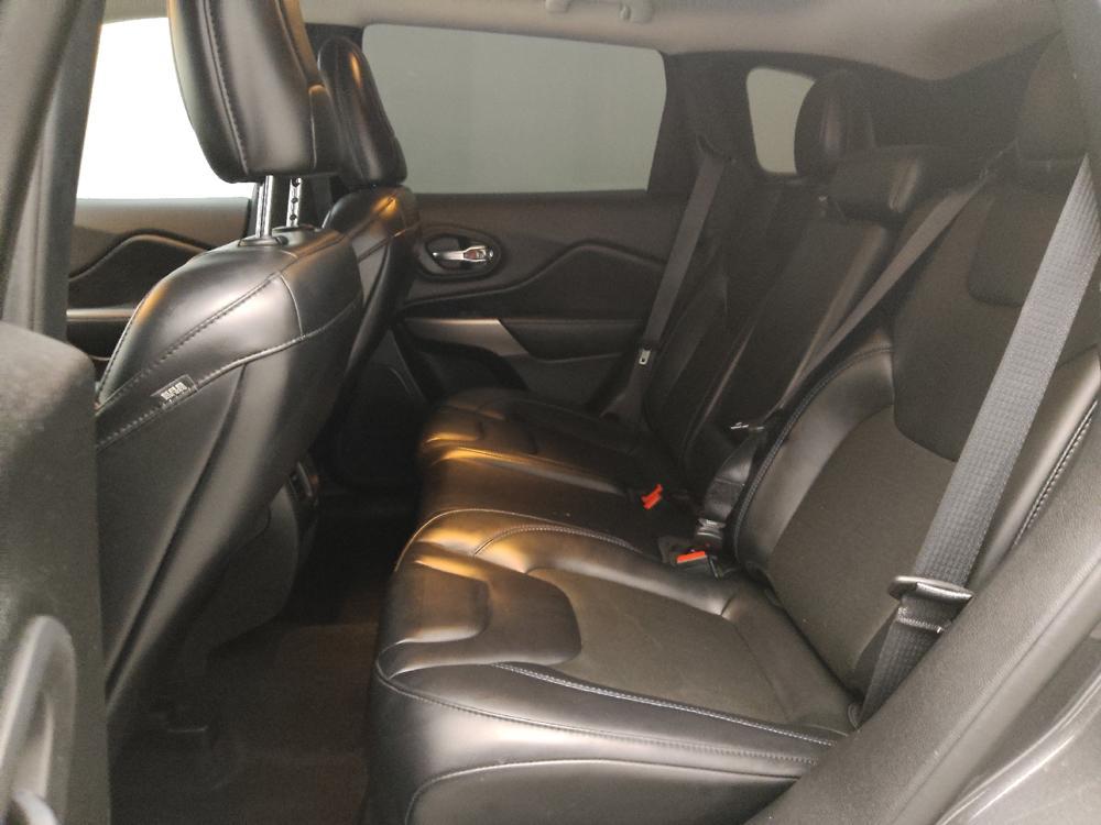 used 2021 Jeep Cherokee car, priced at $21,295