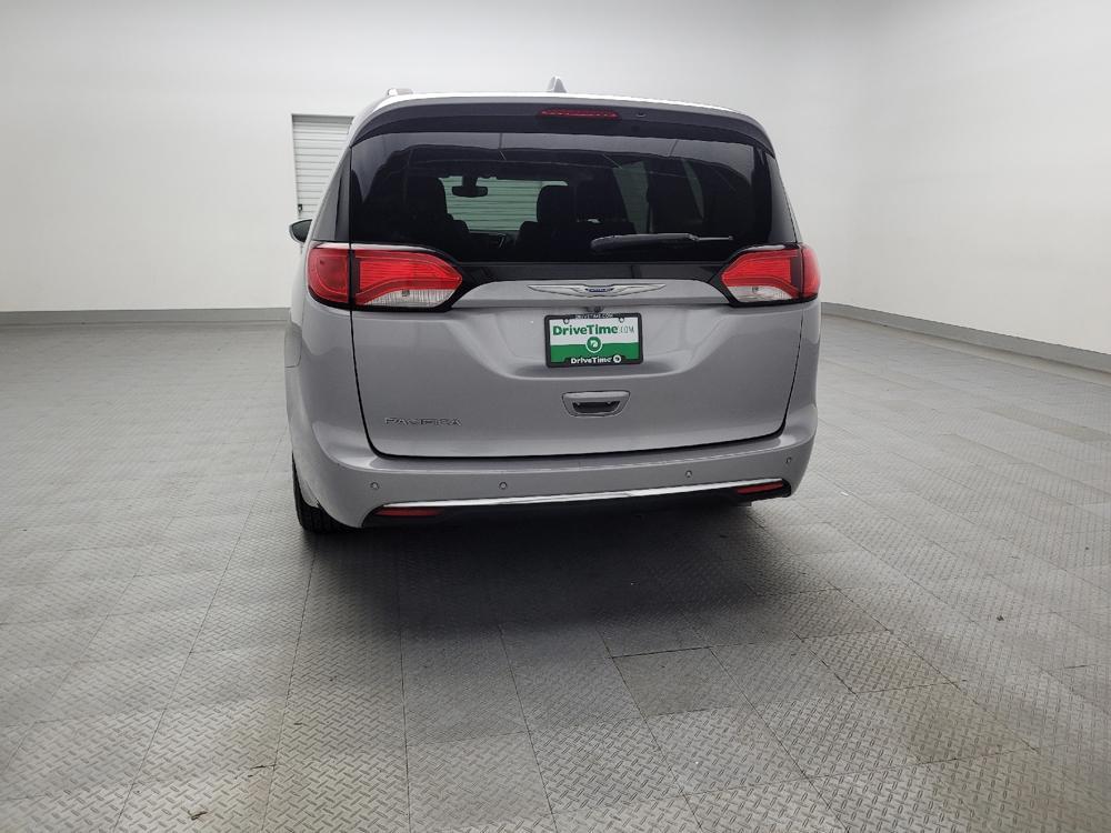 used 2018 Chrysler Pacifica car, priced at $16,395