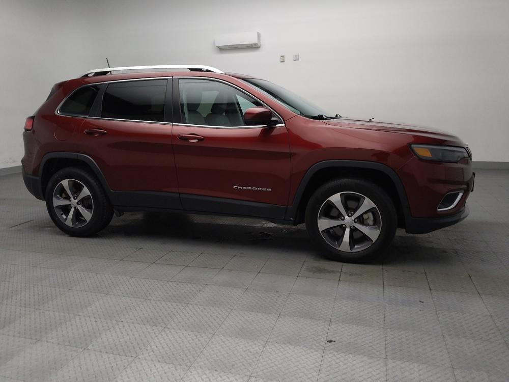 used 2019 Jeep Cherokee car, priced at $22,095