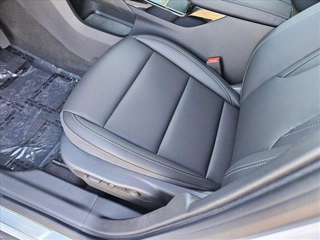 new 2025 Buick Envision car, priced at $37,386