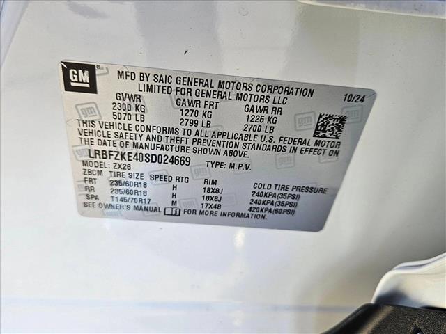 new 2025 Buick Envision car, priced at $37,386