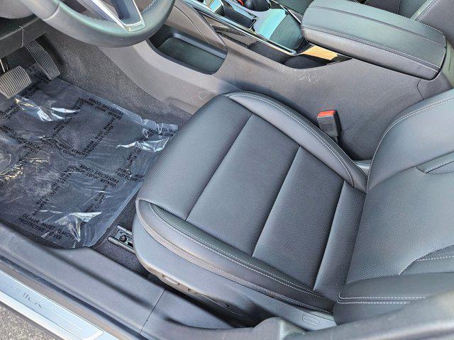new 2025 Buick Envision car, priced at $37,320