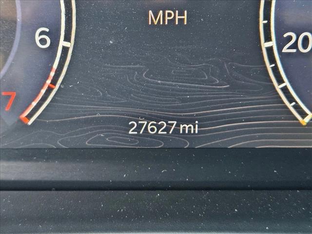 used 2024 Jeep Grand Cherokee car, priced at $28,999