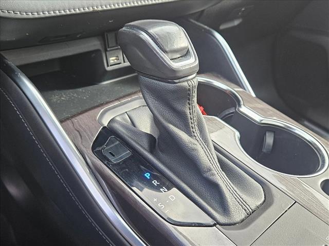 used 2021 Toyota Highlander Hybrid car, priced at $30,496