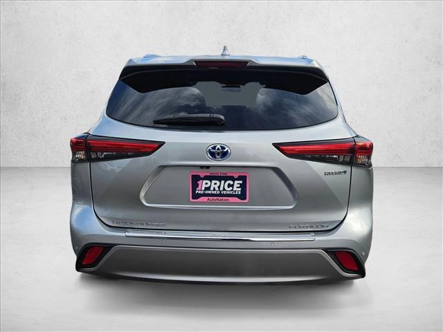 used 2021 Toyota Highlander Hybrid car, priced at $30,496