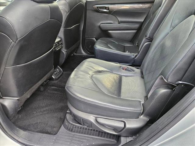 used 2021 Toyota Highlander Hybrid car, priced at $30,496