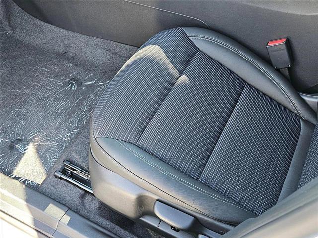 new 2025 Buick Envista car, priced at $25,191