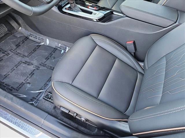 new 2025 Buick Envista car, priced at $30,935
