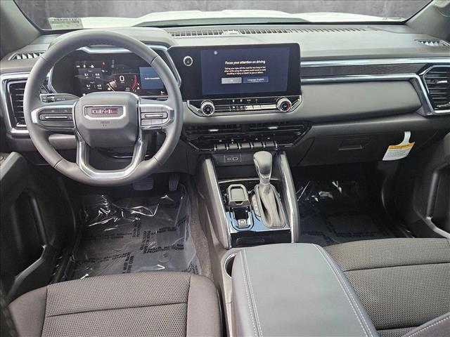 new 2025 GMC Canyon car, priced at $38,070