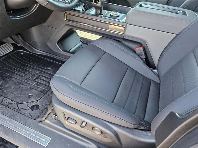 new 2025 GMC HUMMER EV Pickup car, priced at $115,435