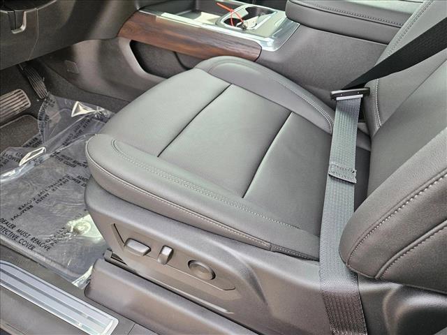 new 2025 GMC Sierra 2500 car, priced at $78,120