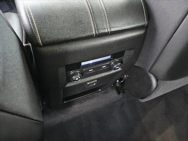 used 2023 Chevrolet Traverse car, priced at $32,846