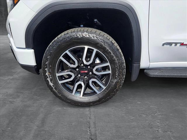 new 2025 GMC Sierra 1500 car, priced at $69,505