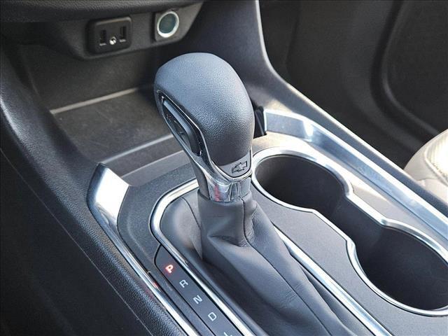 used 2023 Chevrolet Traverse car, priced at $28,499