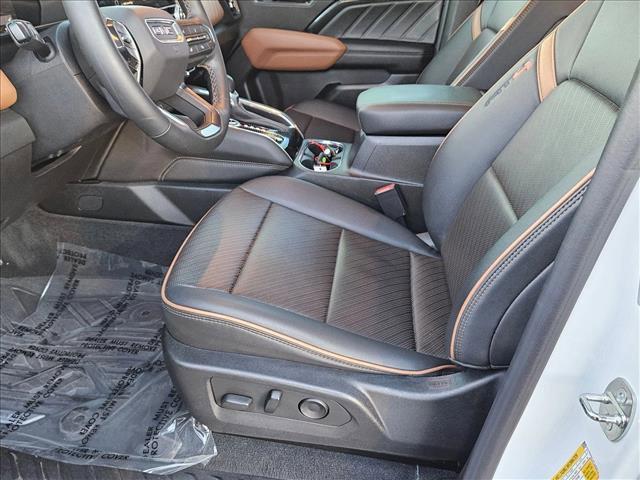 used 2023 GMC Canyon car, priced at $40,995