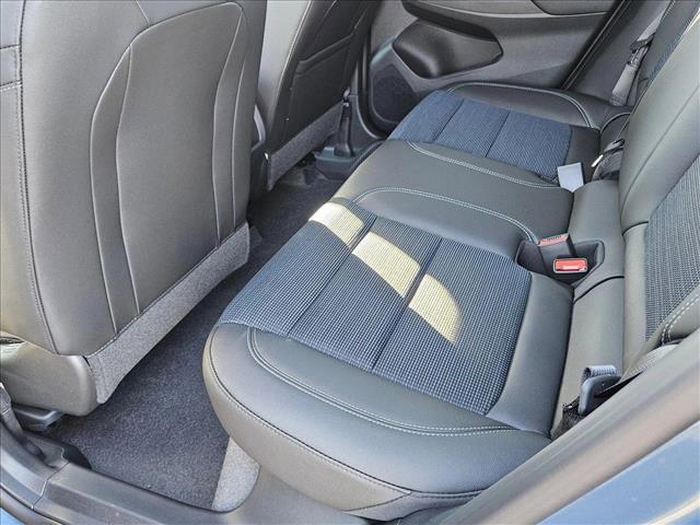 new 2025 Buick Envista car, priced at $26,625