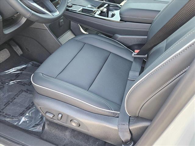 new 2025 Buick Enclave car, priced at $45,745