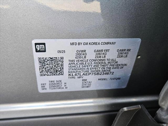 new 2025 Buick Envista car, priced at $25,630