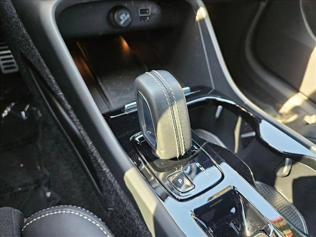 used 2020 Volvo XC40 car, priced at $25,757