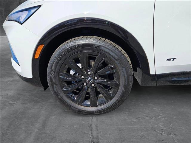 new 2025 Buick Envista car, priced at $27,530