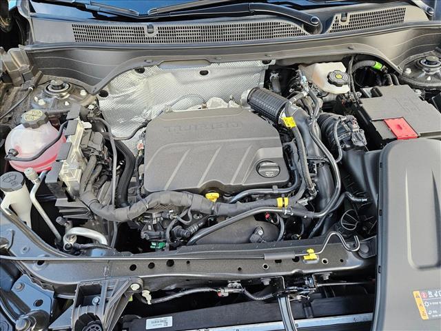 new 2025 Buick Envista car, priced at $29,485