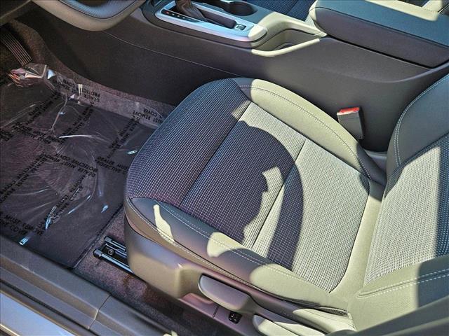 new 2025 Buick Envista car, priced at $25,642