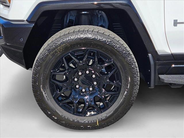 new 2025 GMC HUMMER EV SUV car, priced at $97,795