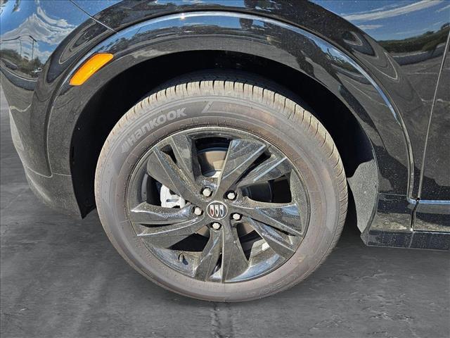 new 2025 Buick Encore GX car, priced at $27,085