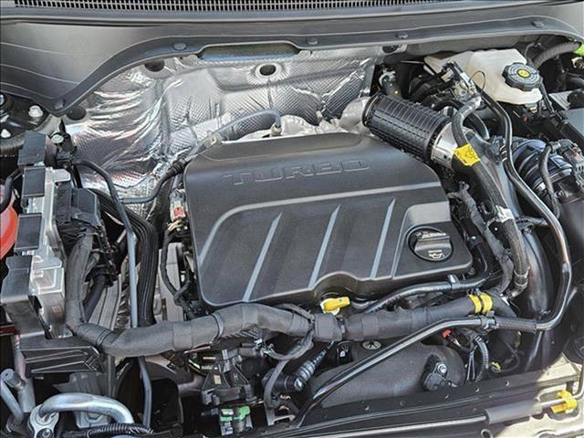new 2025 Buick Envista car, priced at $24,473