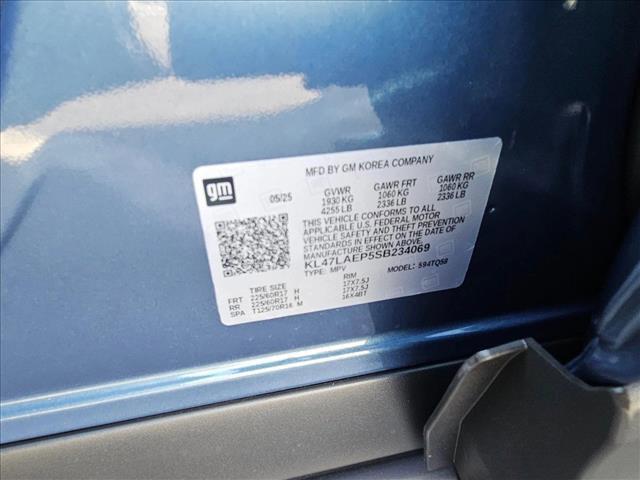 new 2025 Buick Envista car, priced at $25,642
