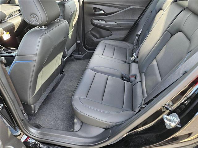 new 2025 Buick Envista car, priced at $27,888