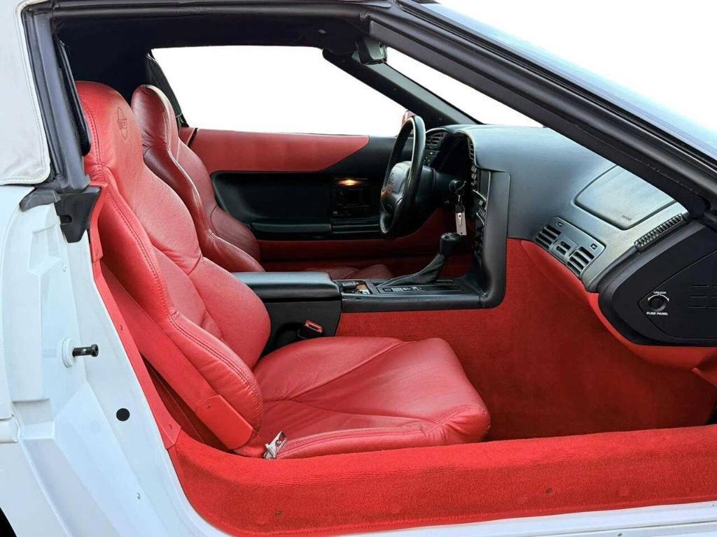 used 1995 Chevrolet Corvette car, priced at $24,995