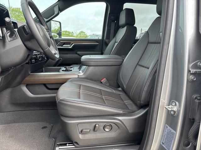 used 2024 Chevrolet Silverado 2500 car, priced at $78,995